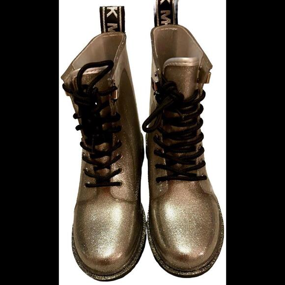 Michael Kors Women’s Size 7 Tavie Rain Bootie Lace Up Boots in Silver Glitter - Picture 1 of 5